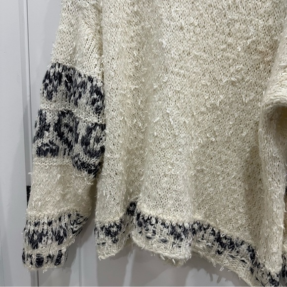 Anthropologie Pilcro Petra Feathered Sweater Size Medium - Picture 6 of 14